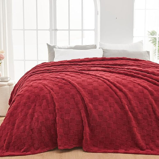 NEWCOSPLAY Super Soft Queen Blanket Red Premium Silky Flannel Fleece 3D Checkered Lightweight Bed Blanket All Season Use (Red Checkered, Queen(90"x90"))