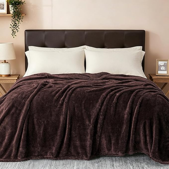 Exclusivo Mezcla Plush Fuzzy Fleece Bed Blanket King Size, Super Soft, Fluffy and Warm Blankets for Couch, Bed, All Season (Coffee, 90x104 Inches)