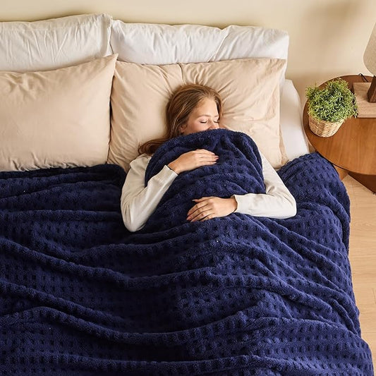 NEWCOSPLAY Super Soft King Blanket Navy Premium Silky Flannel Fleece 3D Waffle Checkered Lightweight Bed Blanket All Season Use (Dark Navy, King(90"x110"))