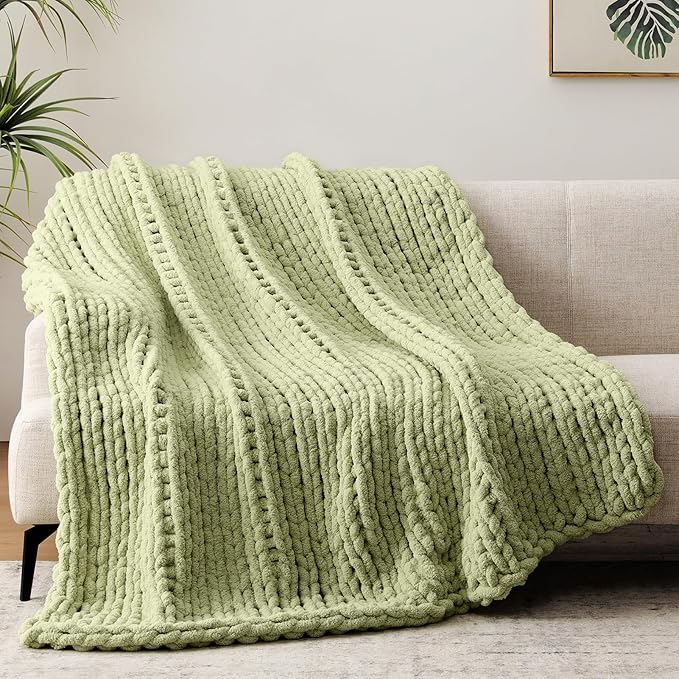 Negwoo Chunky Knit Throw Blanket, 60''*80'' Knitted Throw Chenille Yarn for Bed Couch, Handmade Light Green Crochet Big Thick Blanket, Machine Washable Cute Comfy Blanket for Home Decor