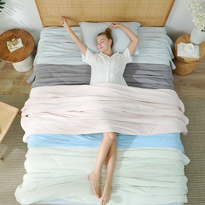 Cozy Bliss Cooling Comforter Twin Size, Cooling Blankets for Hot Sleepers and Night Sweats, Blue Summer Comforter for Twin Size Bed, Breathable Soft Lightweight Silk Smooth