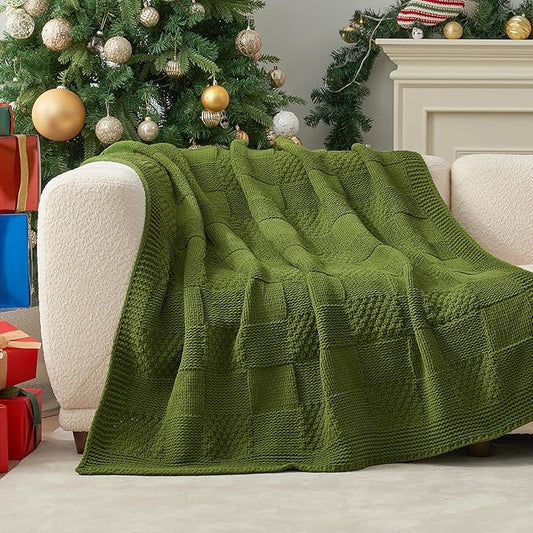 Amélie Home Knit Throw Blanket, Soft Chenille Cozy Breathable Checkered Chunky Decorative Blanket for Couch, Bed & Sofa, French-Inspired Lightweight Warm Gift for Women, Olive Green, 50"x60"