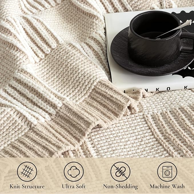 Amélie Home Knit Throw Blanket, Soft Chenille Cozy Breathable Pineapple Chunky Decorative Blanket for Couch, Bed & Sofa, French-Inspired Lightweight Warm Gift for Women, Beige, 60"x80"