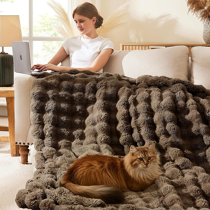 L'AGRATY Faux Rabbit Fur Blanket: 90" x 90" Queen Luxury Soft Fluffy Thick Fur Throw Blanket for Couch Bed Sofa - Cozy Plush Bubble Blankets for Winter: Flannel Fleece Decorative Blanket(Cocoa Brown)