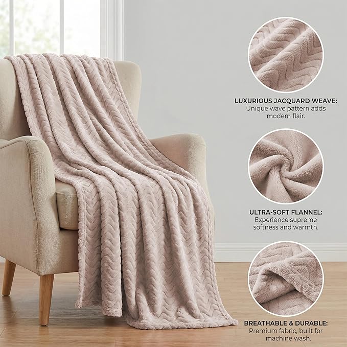 Exclusivo Mezcla Soft Fleece Blanket King Size, Cozy Lightweight Blankets with Decorative Wave Textured Suitable for All Season Use, Camel, 90x104 Inches