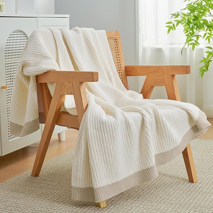 Amélie Home Chenille Throw Blanket, Soft Cozy Waffle Throw for Couch & Sofa, Warm Yet Lightweight, Breathable All-Season Throws for Women Men, Housewarming, Birthdays, 50"x60", Ivory