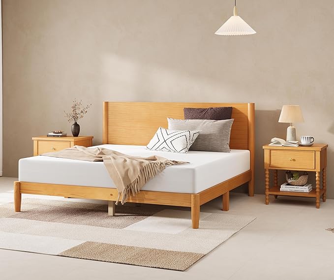 AMERLIFE 3 Piece Bedroom Set Includes Solid Wood King Platform Bed Frame with Headboard and 2 Nightstands with Spindle-Turned Legs, Mid Century Modern Bedroom Furniture, Natural