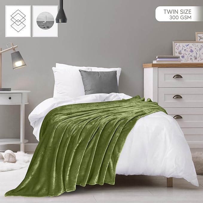 Utopia Bedding Fleece Blanket Twin Size Olive (60x80 Inches) Ultra Soft Warm Lightweight Microfiber Breathable Anti-Static Cozy Bed Blanket, All-Season Home Decor Gift for Men & Women