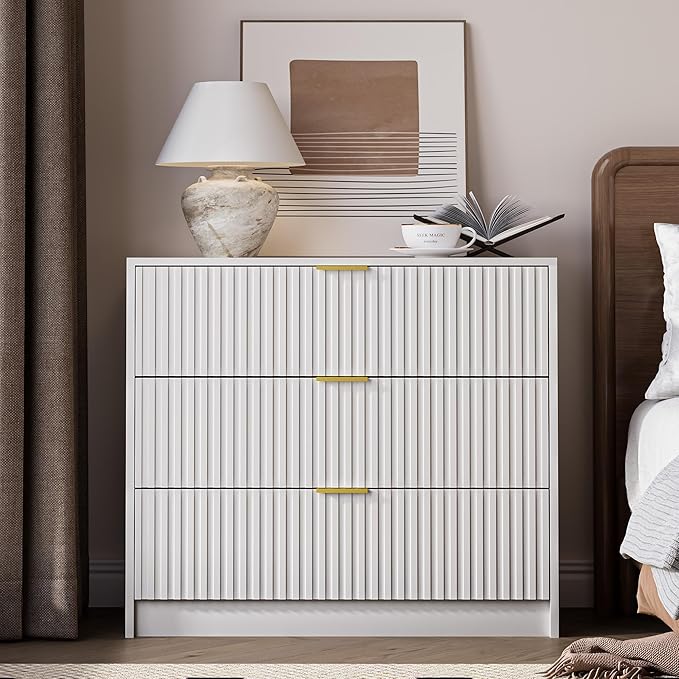 MAISONARIA 3-Piece Dresser Bedroom Set, 5 Drawer Dresser & 3 Drawer Nightstands with Gold Handles, Fluted Wood Chest of Drawers for Bedroom, Living Room, Entryway, White