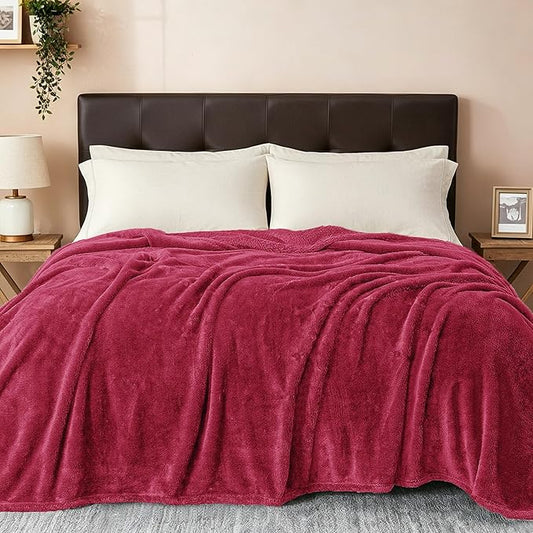 Exclusivo Mezcla Plush Fuzzy Fleece Bed Blanket King Size, Super Soft, Fluffy and Warm Blankets for Couch, Bed, All Season (Deep Red, 90x104 inches)