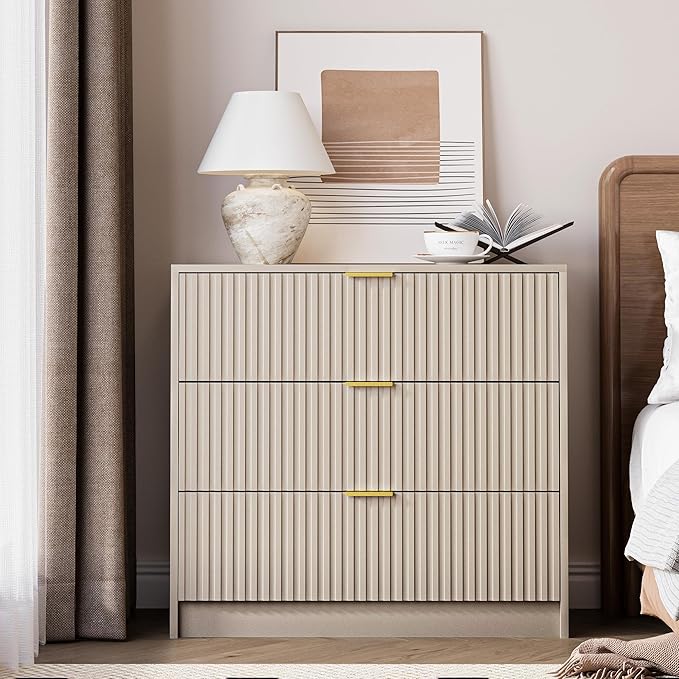 MAISONARIA 3-Piece Dresser Bedroom Set, 8 Drawer Dresser & 3 Drawer Nightstands with Gold Handles, Fluted Wood Chest of Drawers for Bedroom, Living Room, Entryway, Beige