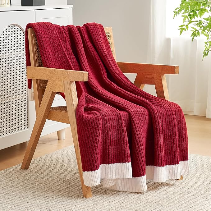 Amélie Home Chenille Throw Blanket, Soft Cozy Waffle Throw for Couch & Sofa, Warm Yet Lightweight, Breathable All-Season Throws for Women Men, Housewarming, Birthdays, 50"x60", Red
