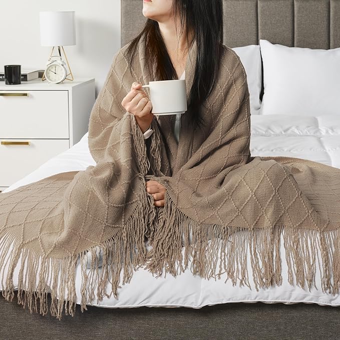 PAVILIA Tan Taupe Knit Throw Blanket for Couch Bed, Soft Knitted Farmhouse Sofa Throw for Living Room, Lightweight Decorative Fall Throw Blanket for Chair, Outdoor Textured Boho Blanket, 50x60