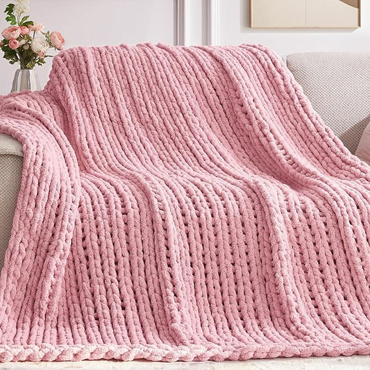 Negwoo Chunky Knit Throw Blanket, 80''*90'' Knitted Throw Chenille Yarn for Bed Couch, Handmade Light PinkCrochet Big Thick Blanket, Machine Washable Cute Comfy Blanket for Home Decor