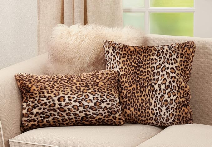 SARO LIFESTYLE Guépard Collection Cheetah Print Faux Fur Throw Pillow with Poly Filling, 12" x 20", Brown