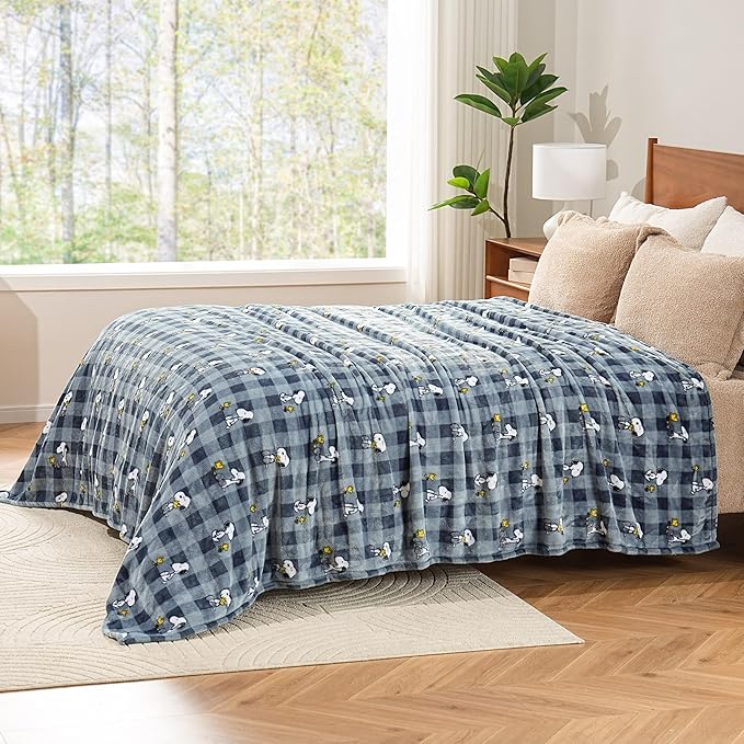 Berkshire Blanket Peanuts® VelvetLoft® Cute Character Snoopy Plush Blanket,Navy Tonal,Twin 60 in x 90 in (Official Peanuts® Product)