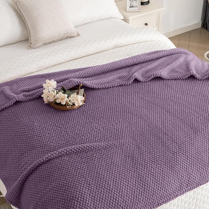 Purple 300GSM Fleece Large King Blanket for Couch Sofa Bed, 90x104 Soft Cozy Flannel Blankets, Lightweight Fuzzy Fluffy Throws for Women