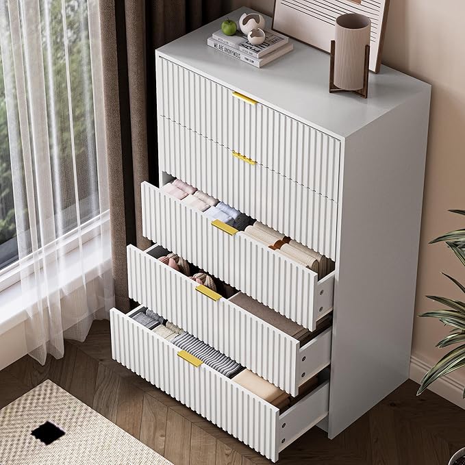 MAISONARIA 3-Piece Dresser Bedroom Set, 5 Drawer Dresser & 2 Drawer Nightstands with Gold Handles, Fluted Wood Chest of Drawers for Bedroom, Living Room, Entryway, White