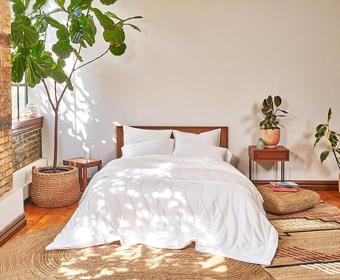 Buffy Breeze Comforter - Soft 100% Eucalyptus Lyocell, Cooling, White Lightweight Summer Duvet Insert with Corner Tabs (Full/Queen)