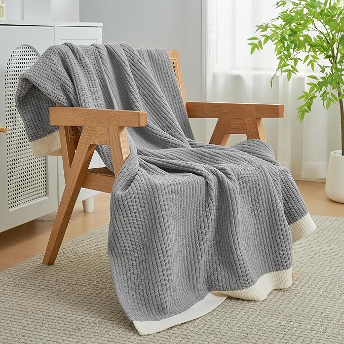 Amélie Home Chenille Throw Blanket, Soft Cozy Waffle Throw for Couch & Sofa, Warm Yet Lightweight, Breathable All-Season Throws for Women Men, Housewarming, Birthdays, 60"x80", Grey