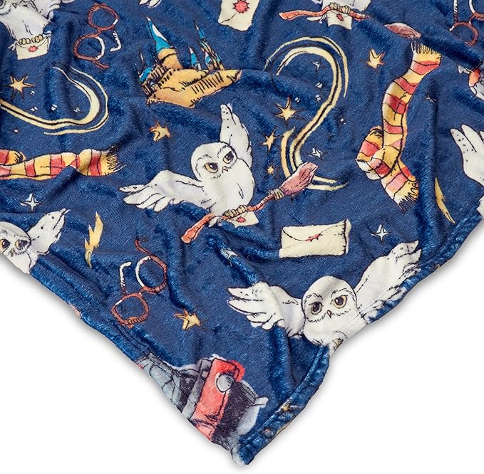 Northwest Harry Potter, Hedwig, Silk Touch Throw and Hugger Set, 50 x 60 Inches