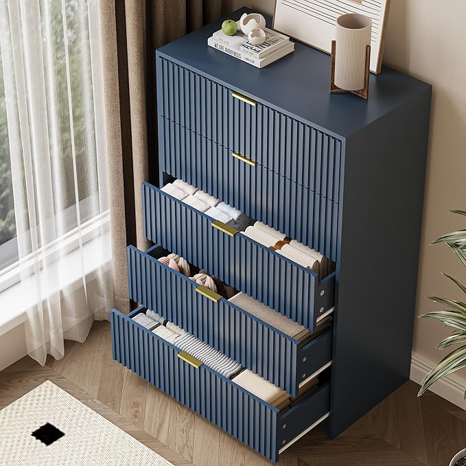 MAISONARIA 3-Piece Dresser Bedroom Set, 5 Drawer Dresser & 3 Drawer Nightstands with Gold Handles, Fluted Wood Chest of Drawers for Bedroom, Living Room, Entryway, Navy Blue