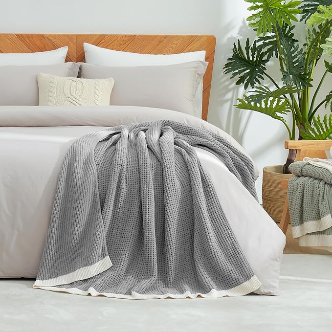Amélie Home Chenille Throw Blanket, Soft Cozy Waffle Throw for Couch & Sofa, Warm Yet Lightweight, Breathable All-Season Throws for Women Men, Housewarming, Birthdays, 60"x80", Grey