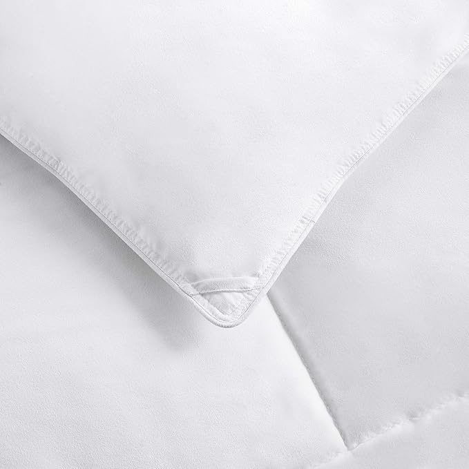 Amazon Basics White Down Alternative Comforter and Duvet Insert with Corner Tabs, Machine Washable, Full/Queen, All-Season